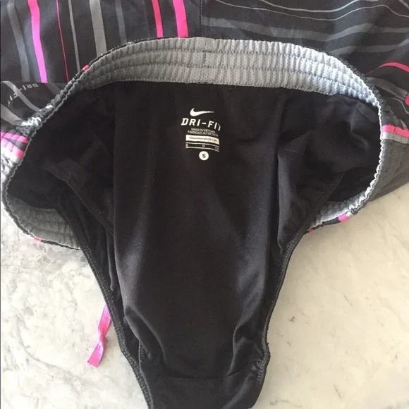 Striped Nike Running Shorts - Picture 4 of 5